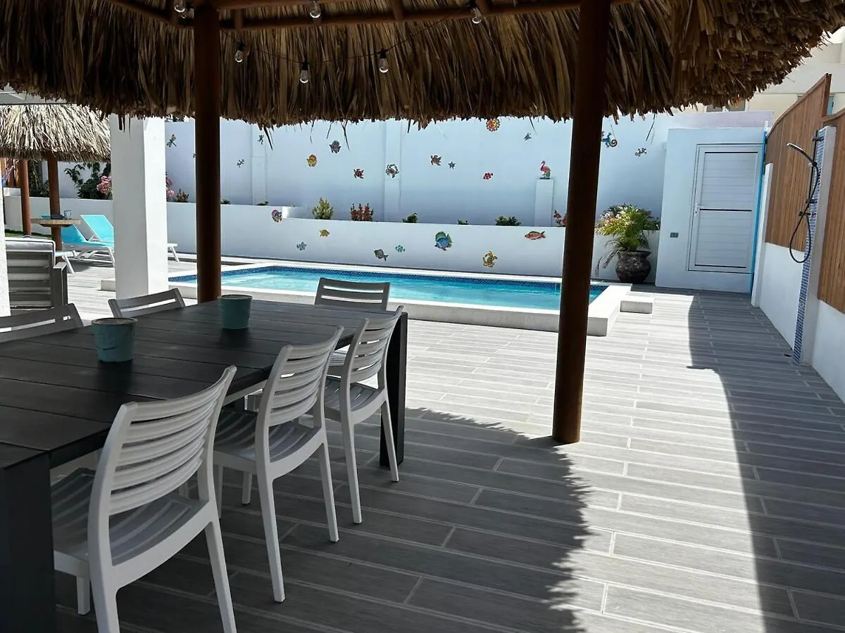Caribbean Breeze- 4 Bedroom- 4 Ensuite Bathrooms Oranjestad 0*,  Aruba