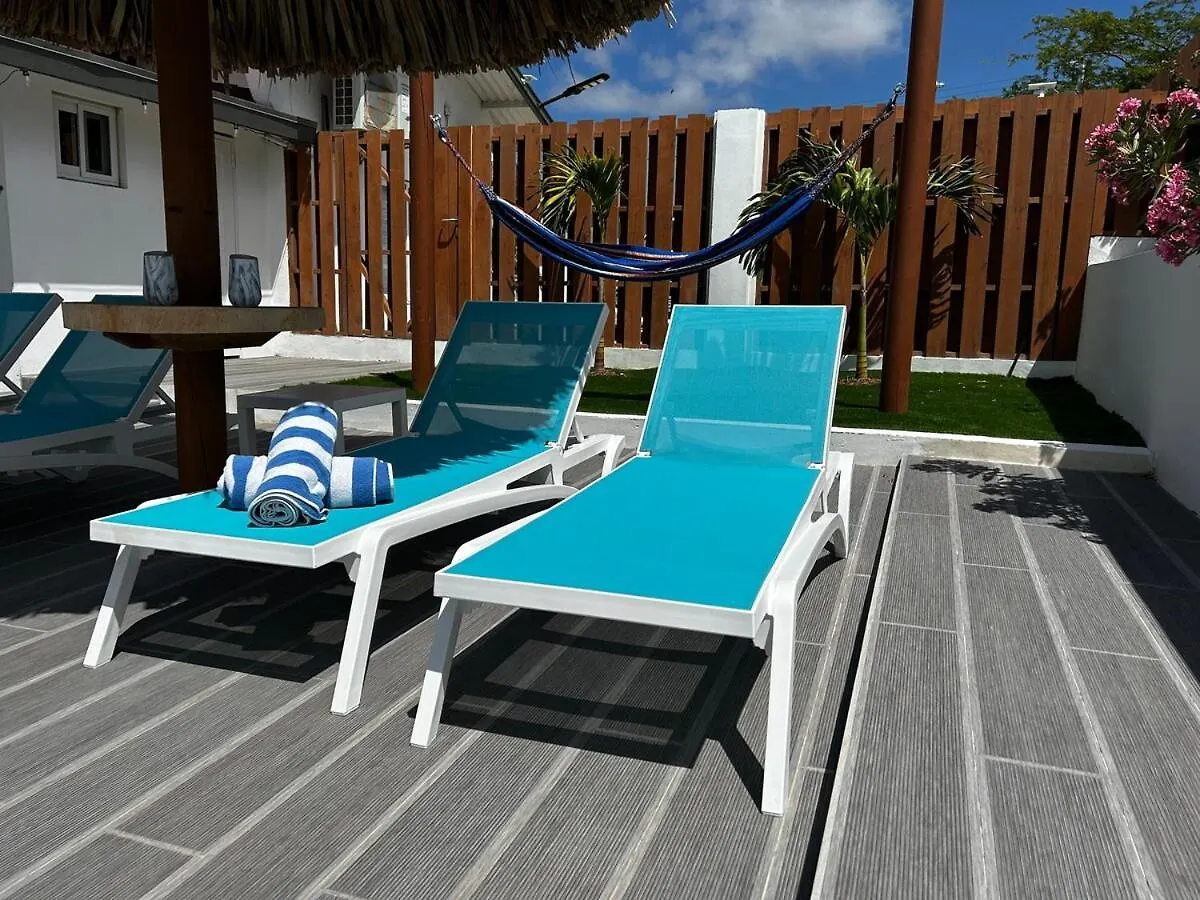 Caribbean Breeze- 4 Bedroom- 4 Ensuite Bathrooms Oranjestad 0*,